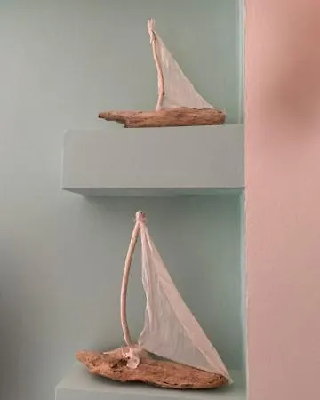 Hotel L'antico Borgo Elena 2*