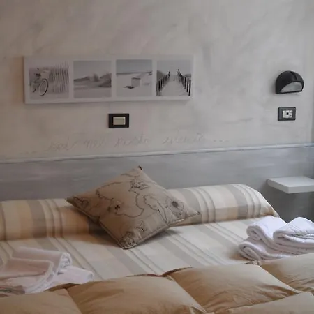 Hotel L'antico Borgo Elena 2*