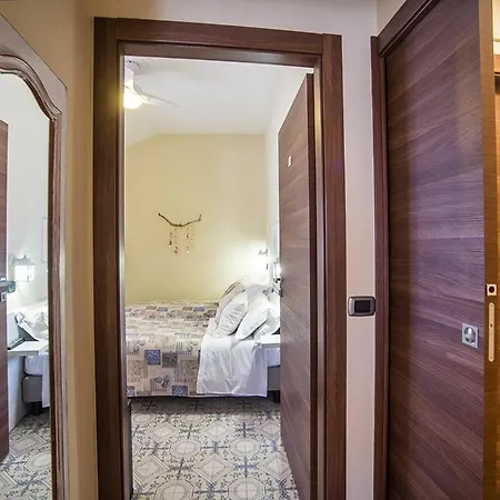 L'antico Borgo Elena Hotel Noli