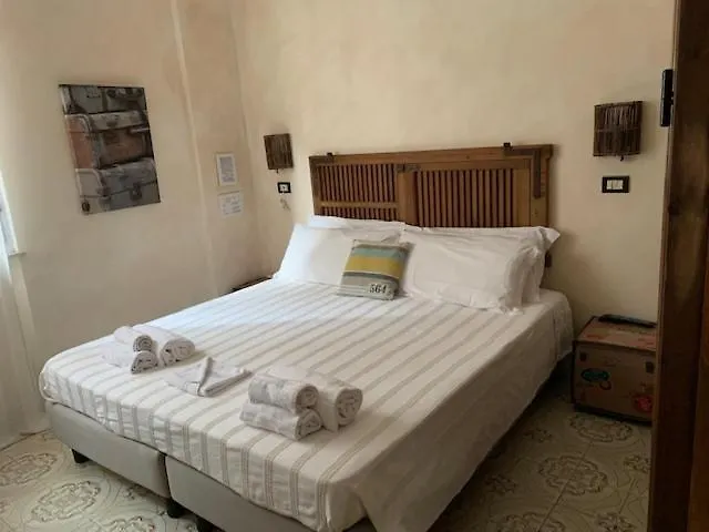 L'antico Borgo Elena Ξενοδοχείο Noli